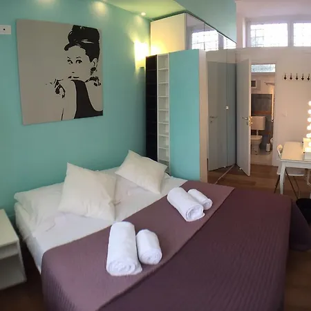 Apartman Art Garden Zanobi *