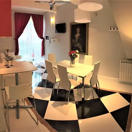 Apartman Art Garden Zanobi *